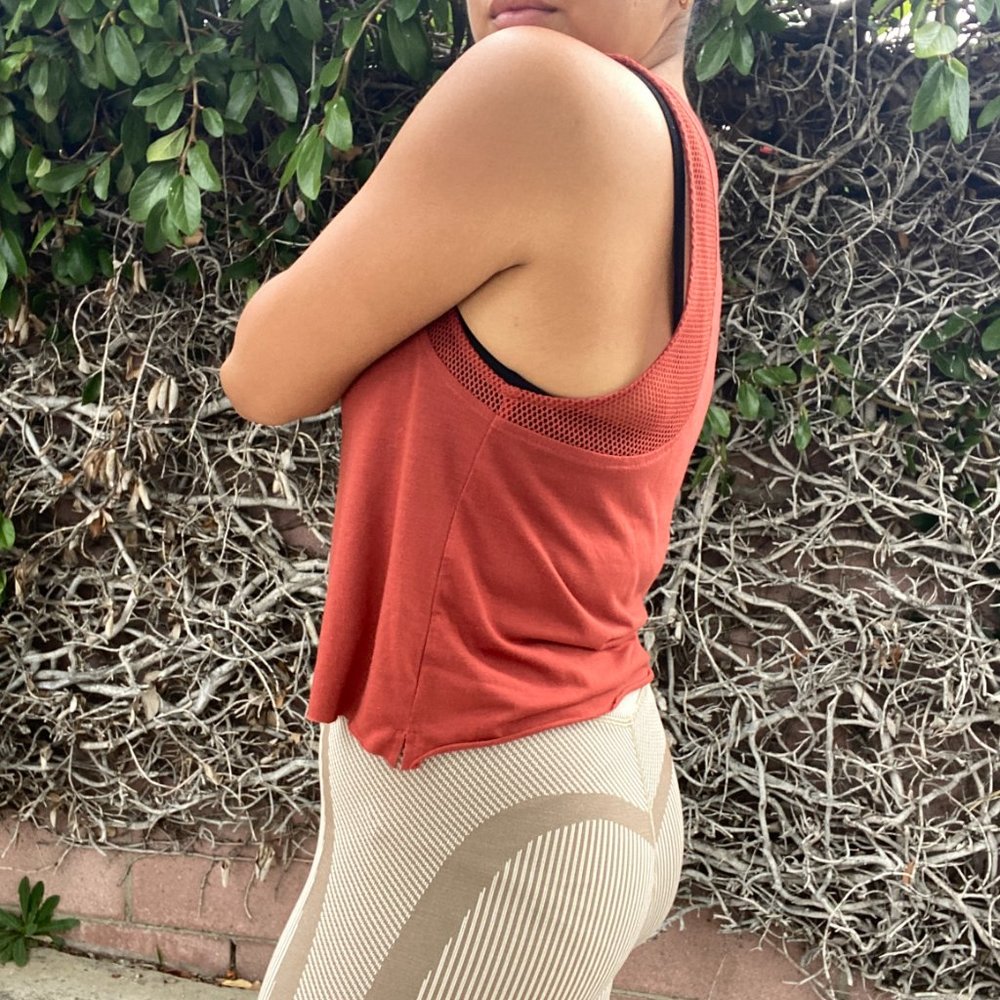 ALO Yoga red top